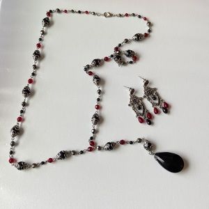 Black, Red & Silver Beaded Necklace & Earrings Set